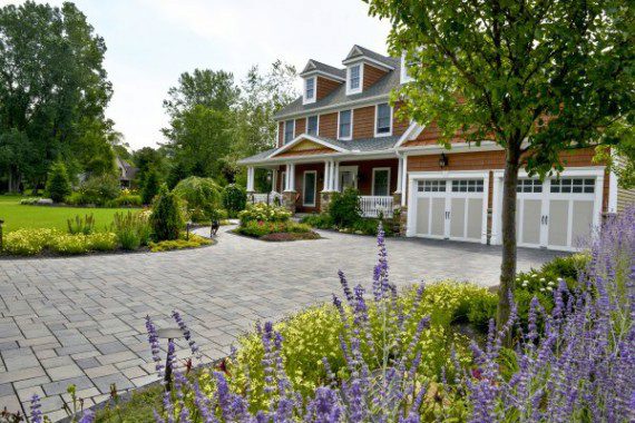 Using Bluestone in your Landscaping - Pavertime