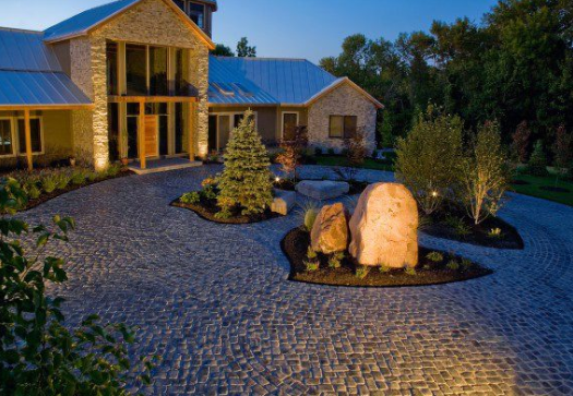 Why Paving Stones Made with Reala Technology Are a Great Option for Your Classic Hopatcong, NJ, Home