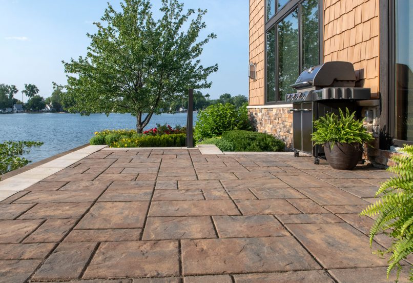 Unilock Paver Patio with Contrasting Boarders