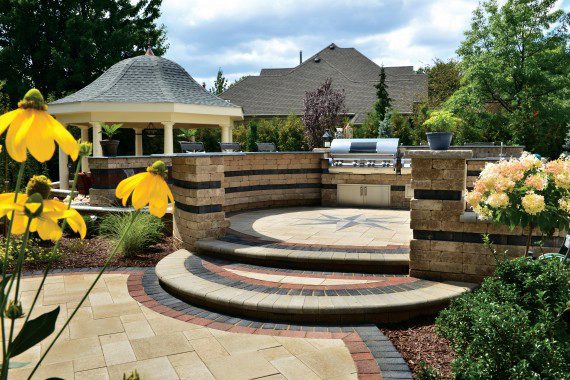 5 Go-To Pavers for Outdoor Kitchens in Bristol, CT