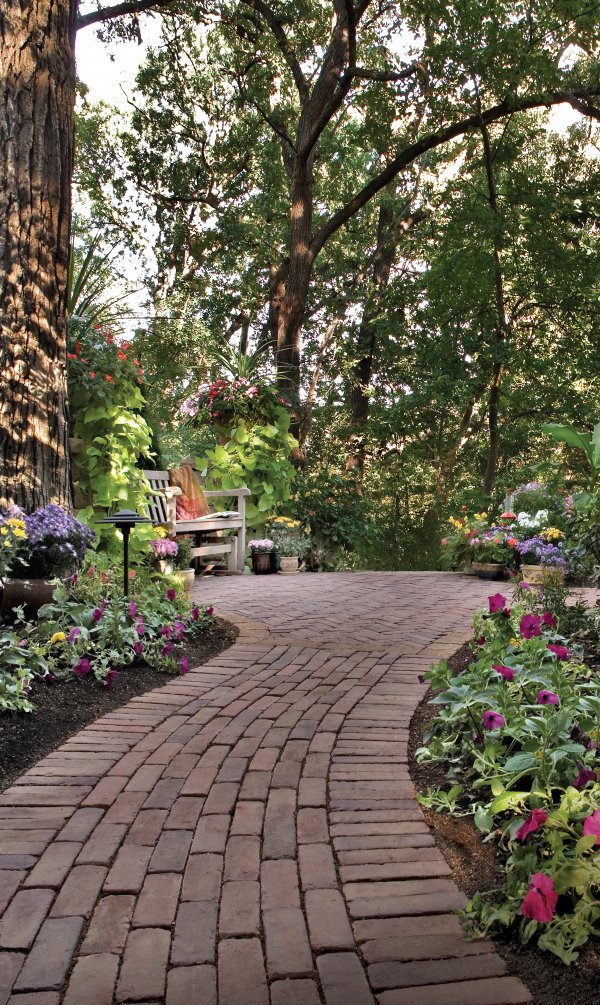 What to Look for in Walkway Pavers in Cold Spring, NY