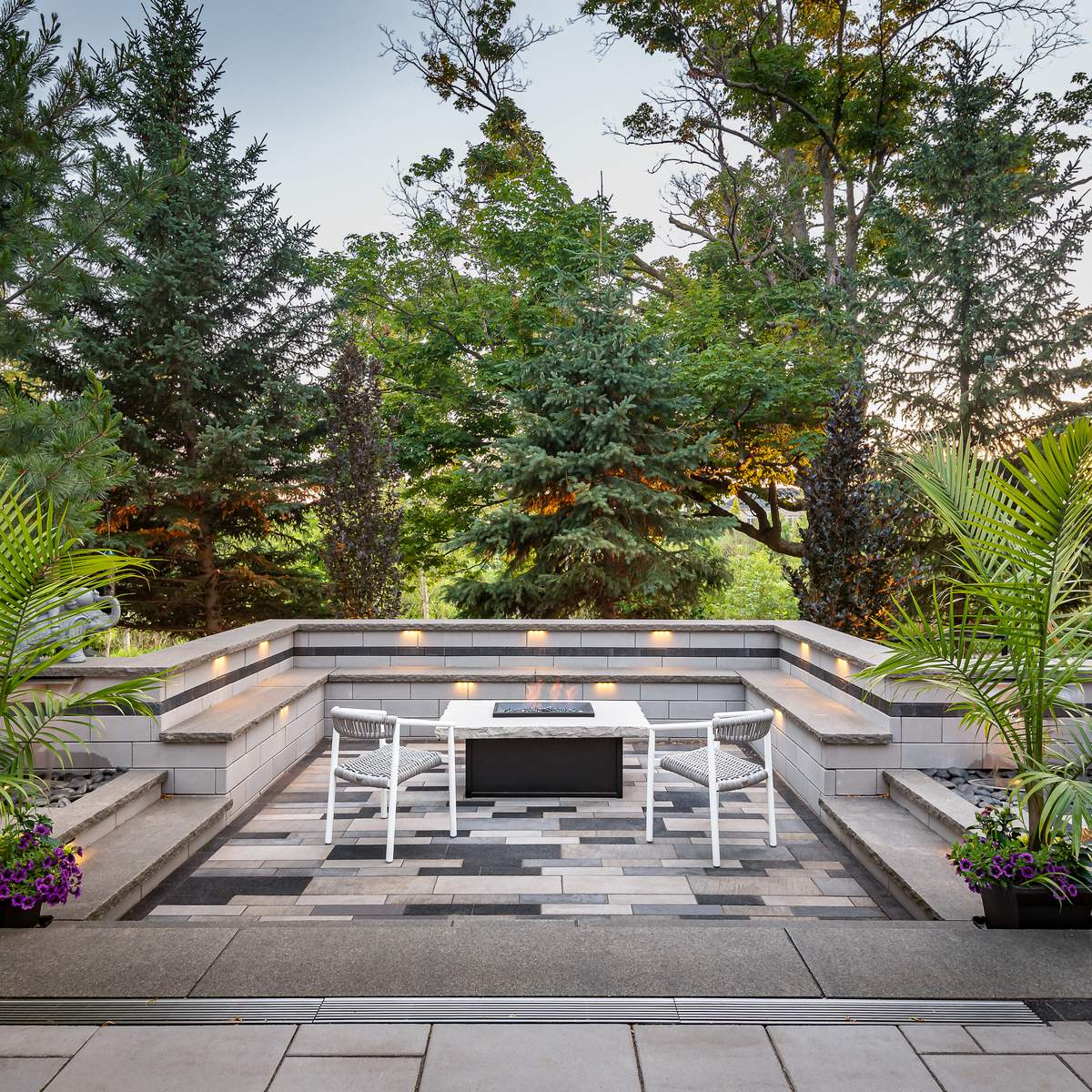 Patio pavers with square fire pit