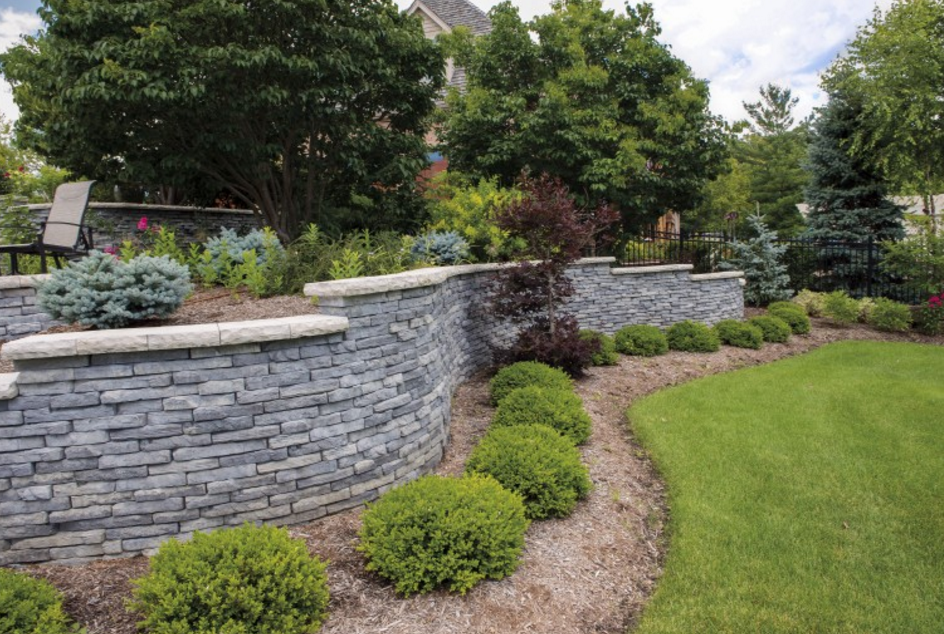 3 Retaining Wall Designs That Will Transform Your Landscape Unilock - Retaining Wall Landscaping Images
