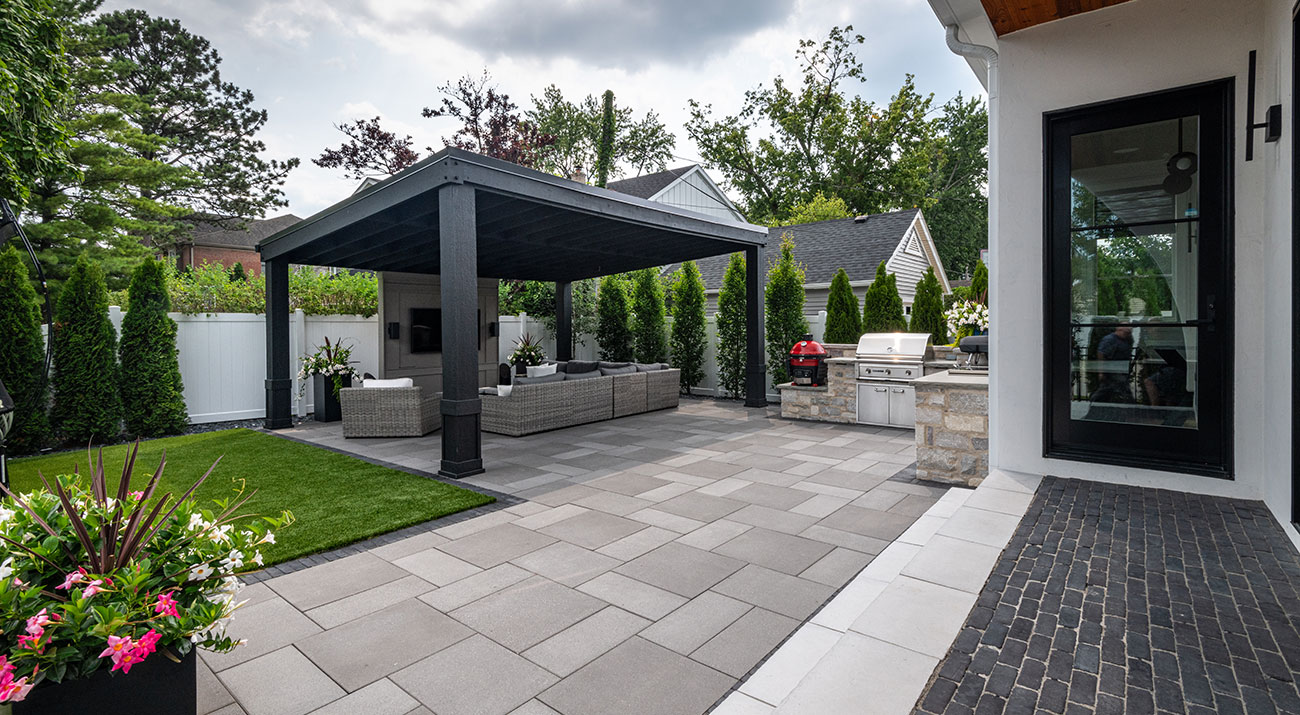 Outdoor Patio Eau Claire WI