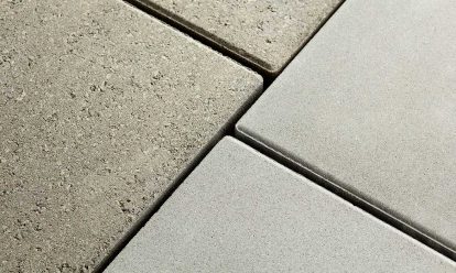 Main Classic vs EnduraColor Pavers 46A3313