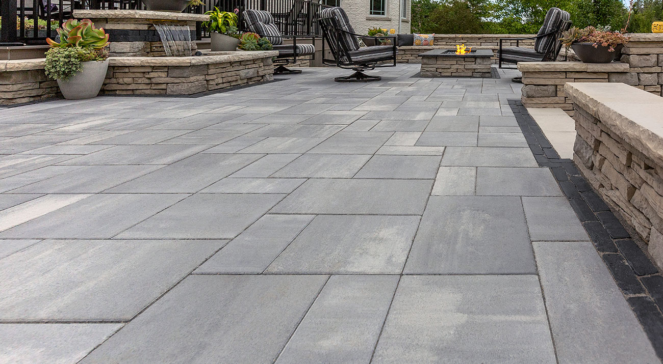 BEACON HILL™ SMOOTH Pavers Unilock Ontario