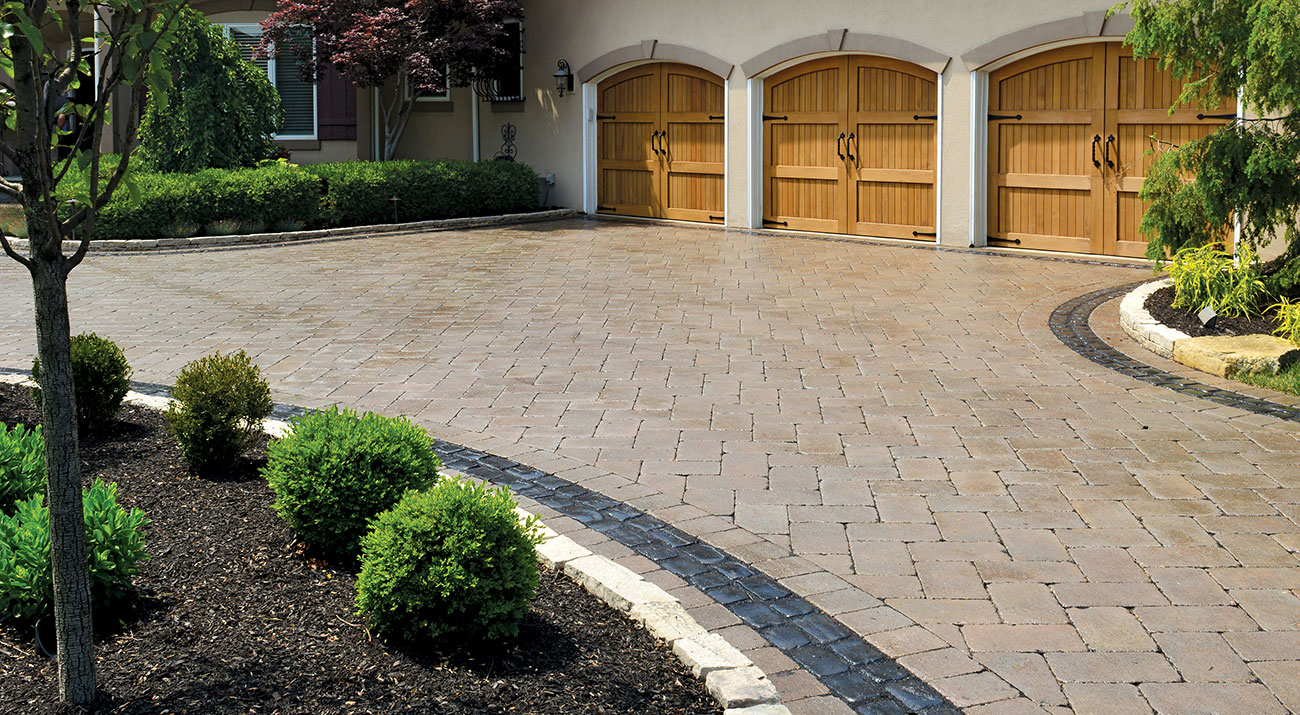 BRUSSELS BLOCK® Tumbled Concrete Pavers Unilock Ontario