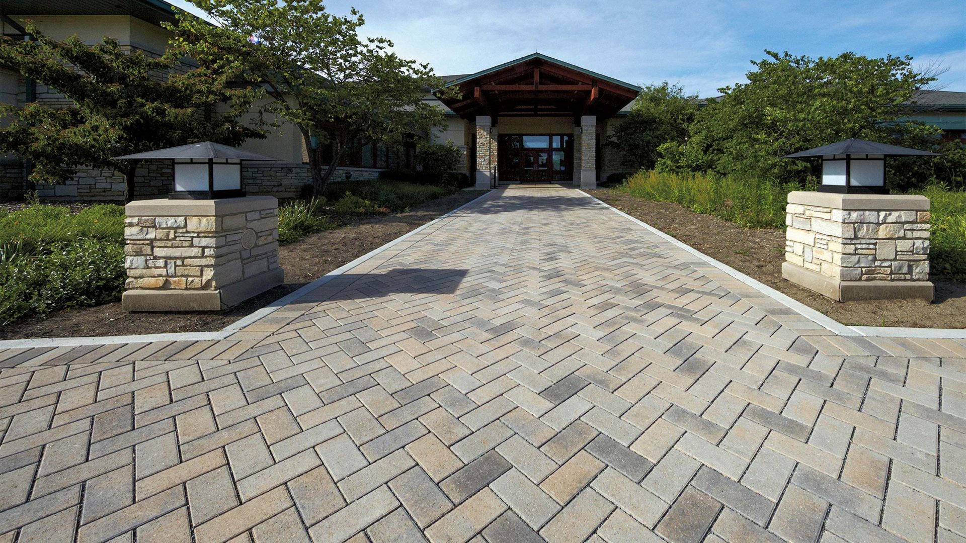 ECO-PRIORA™ Permeable Pavers | Unilock Chicago