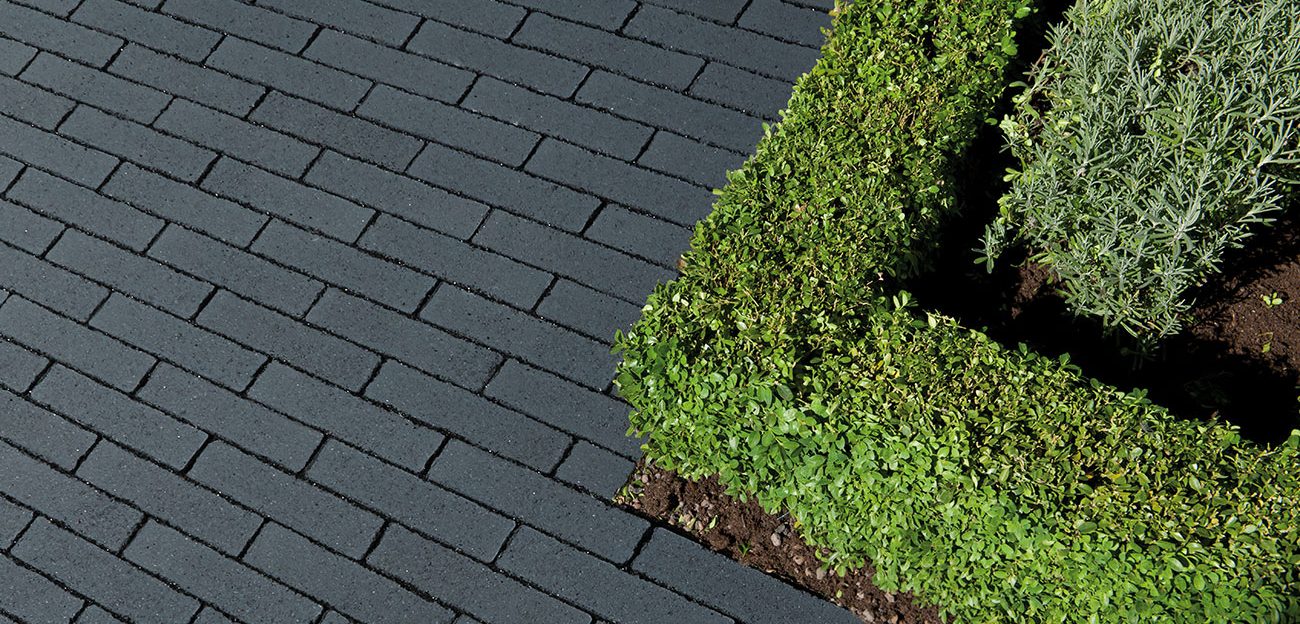 Mattoni Patio Dark Charcoal 2276