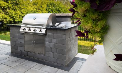 Quarry Smooth outdoor kitchen Natural Grey