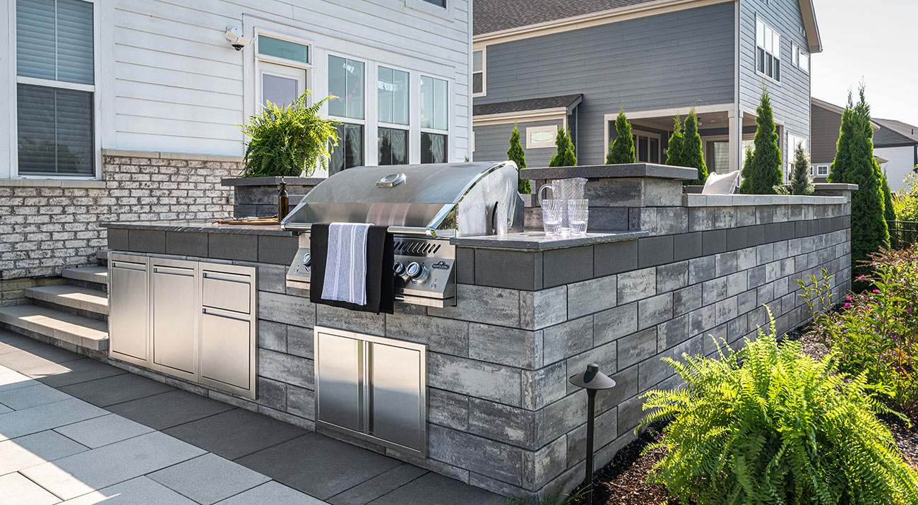 Designing the Perfect Outdoor Kitchen: Materials