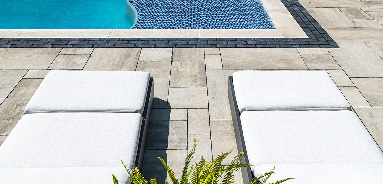 BRISTOL VALLEY® Pavers | Unilock Michigan